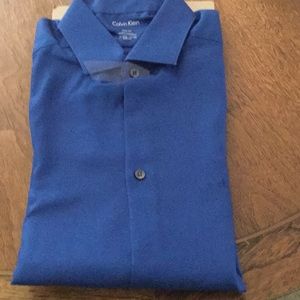 Button down men’s shirt